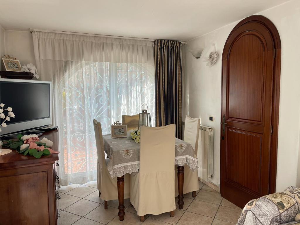 Raffinato Bilocale A Lido Di Camaiore Vicino Al Mare Ngoại thất bức ảnh