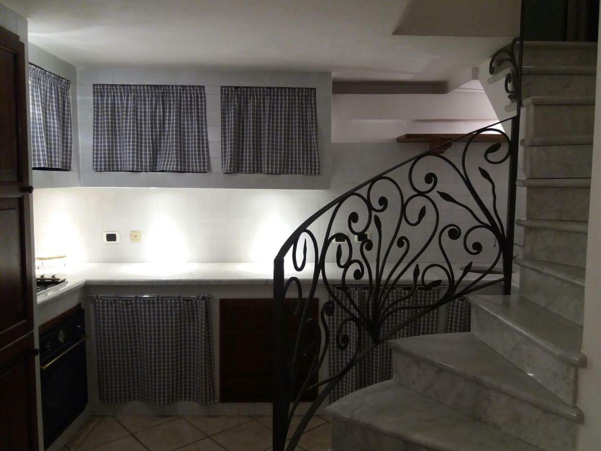 Raffinato Bilocale A Lido Di Camaiore Vicino Al Mare Ngoại thất bức ảnh