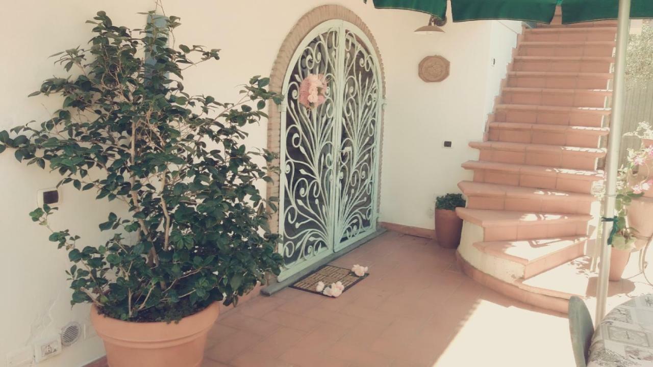 Raffinato Bilocale A Lido Di Camaiore Vicino Al Mare Ngoại thất bức ảnh