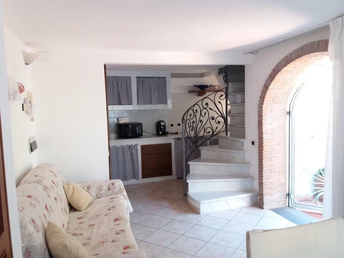 Raffinato Bilocale A Lido Di Camaiore Vicino Al Mare Ngoại thất bức ảnh
